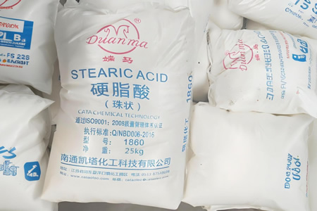 橡胶硬脂酸价格9300-10150元一吨