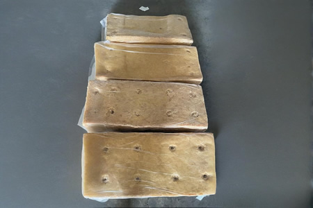 河北天然胶现货价格降100元/吨