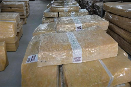 华东天然橡胶现货价格小幅回落100元
