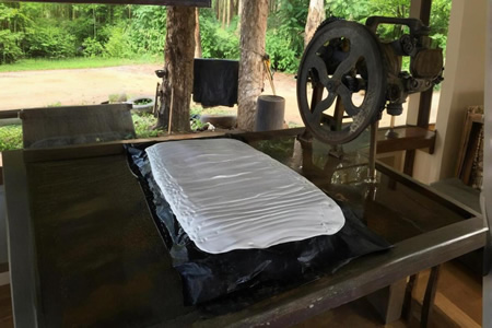 进口与国产天然乳胶价格均涨150元/吨