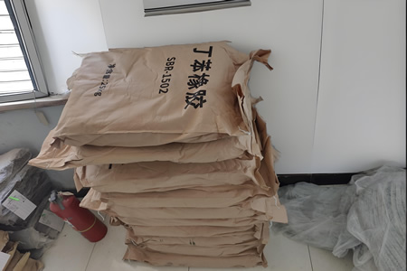 浙江丁苯橡胶价格跌200-300元/吨