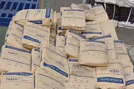 丁腈橡胶价格继续走跌 商家惜利走单