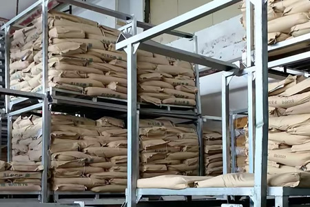 顺丁橡胶行情下挫 价格再跌200元/吨