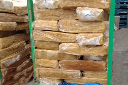 3L天然胶价格17500-18180元/吨